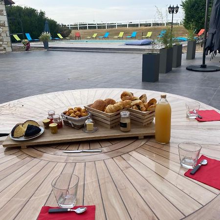 Kourline Villalunoterie Futuroscope Piscine Spa Oyre Exteriér fotografie